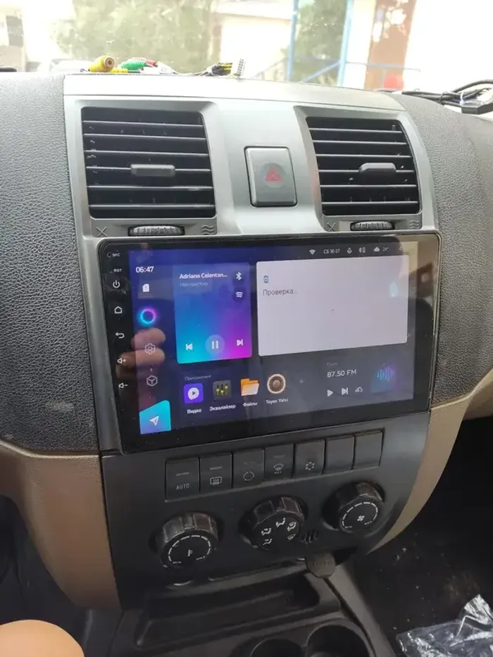 Магнитола для УАЗ Патриот, Пикап 2012-2016 - FarCar S500-TS10 монитор 9.5" QLED на Android 14, Быстрая, CarPlay, 4G SIM-слот