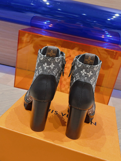 Louis Vuitton Star Trail Ankle Boot