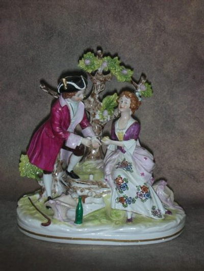 Статуэтка. Фарфор. Влюблённые. Scheibe-Alsbach. Германия
