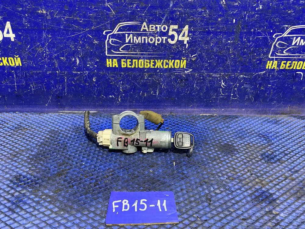 Замок зажигания NISSAN SUNNY 2000