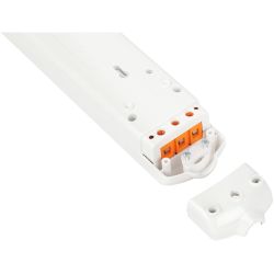 Колодка ЭРА K-4e 4 розетки с зазeмлением белая