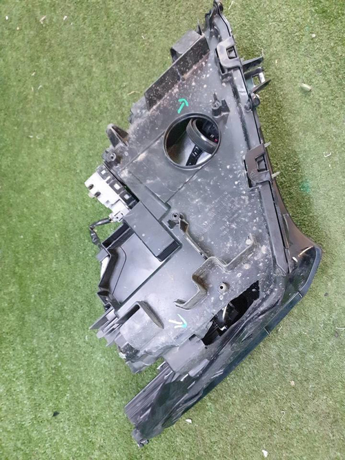 Битая Фара левая Lexus NX 1 (2014-2017) LED