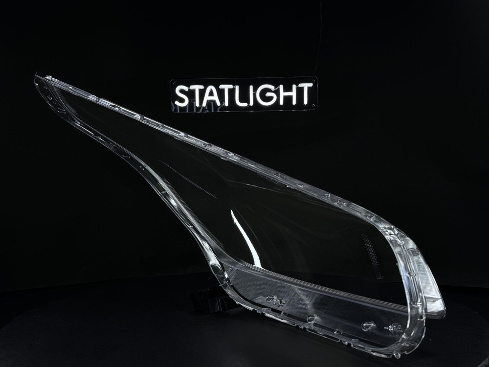 Левое стекло фары KIA RIO 4 2017-2020