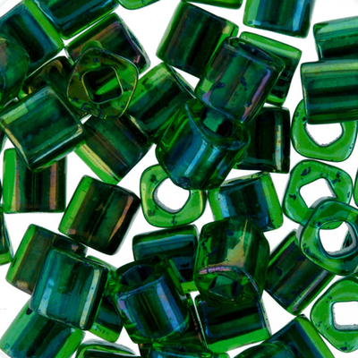 T568 Бисер TOHO кубик, размер 4мм, цвет перидот/изумруд, 5 грамм