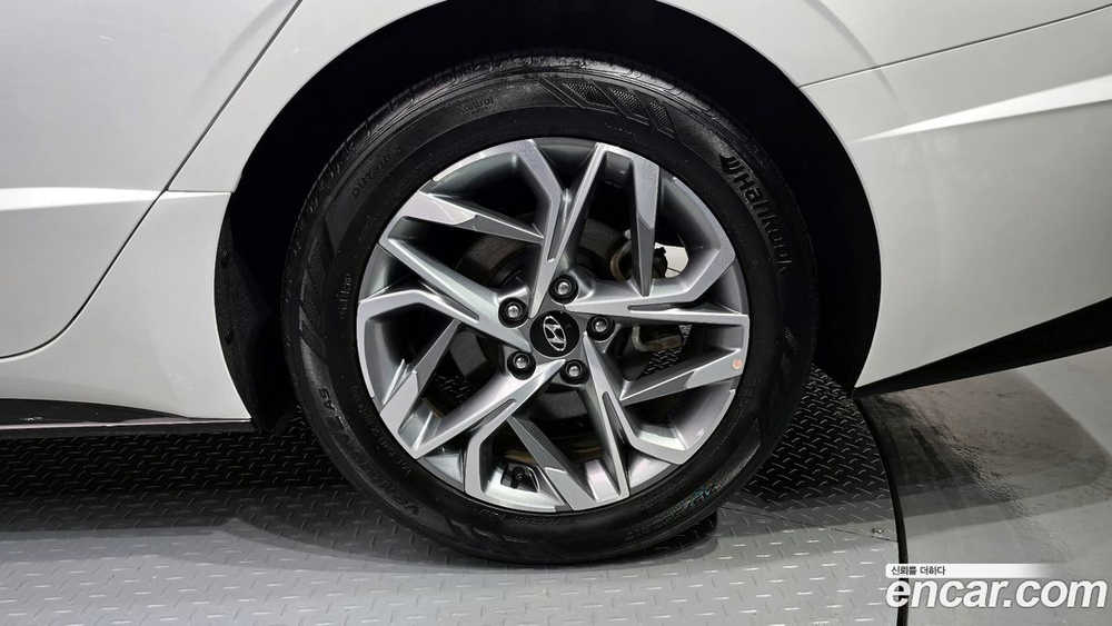 Hyundai Sonata (DN8) 1.6 Turbo (10.2020)
