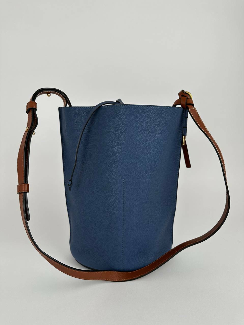 Сумка Loewe Gate Bucket Bag