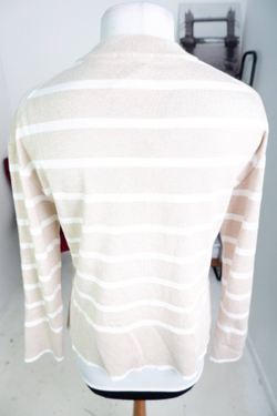 Джемпер Ostin лаконичный, визуально на 46 размер