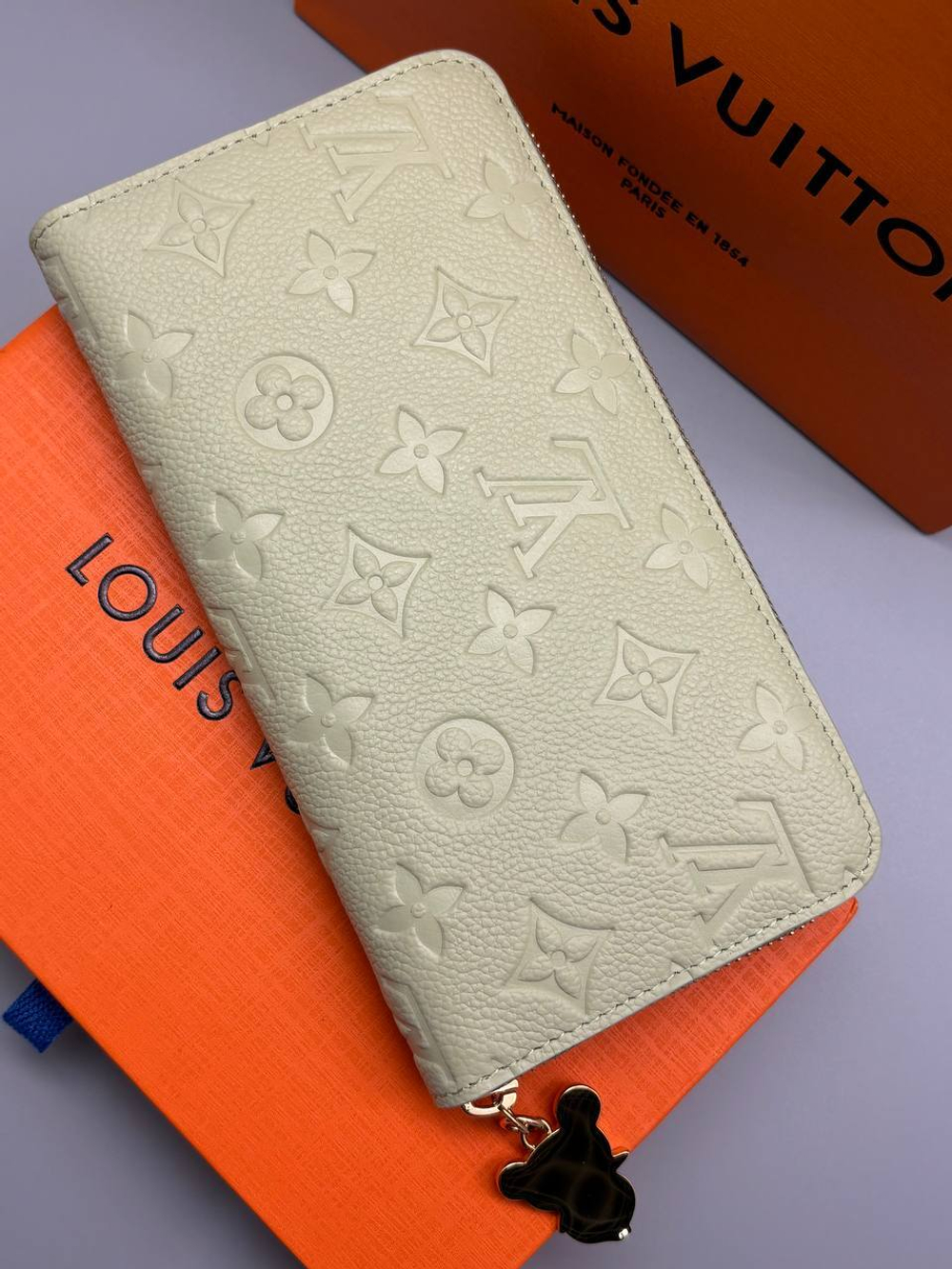 Кошелек Louis Vuitton