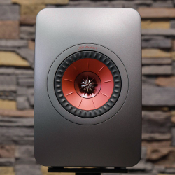 Полочная акустика KEF LS50 Wireless II