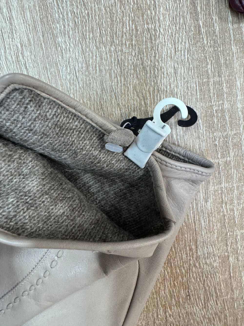 Перчатки. Женские. Материал верха: Кожаные люкс качества. Подклад: Шерсть-трикотаж. 5 шт в упаковке.