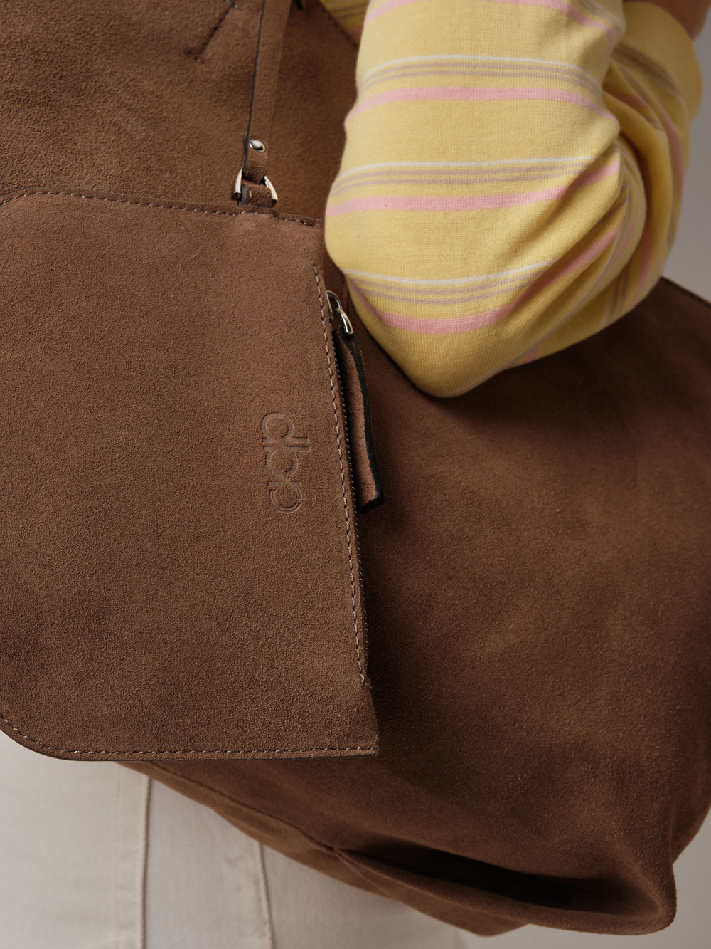 Замшевая сумка шоппер Texas DBR 31390 серо-коричневый