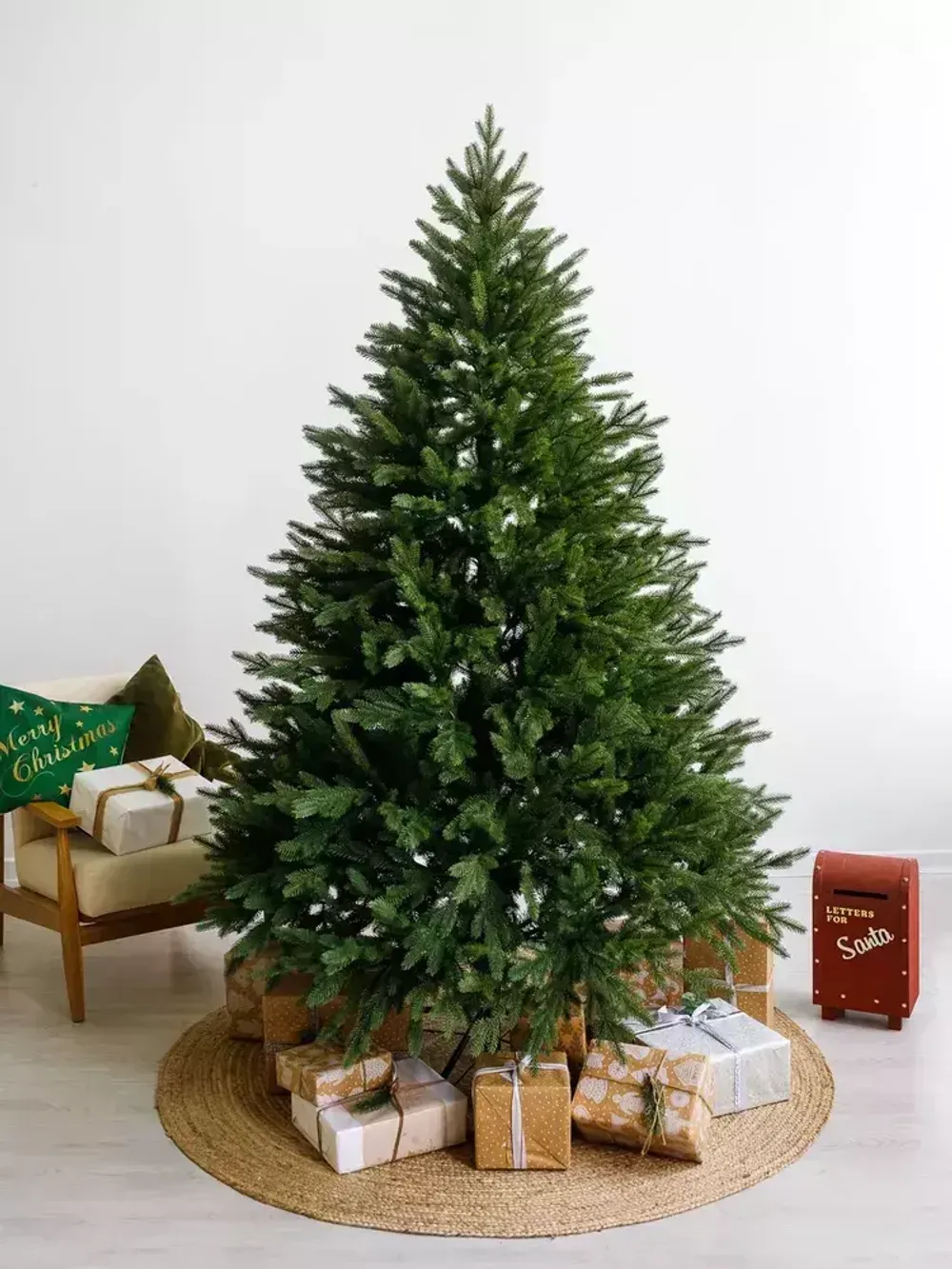 Искусственная ель «Берген» (Литая хвоя) 210 см / 2.1 м