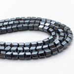 Гематит (имитация), размер около 3,9 мм, цена за 49-50 шт (1/2 нити)