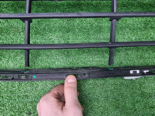 Решетка переднего бампера BMW X1 F48 (2019-2022)