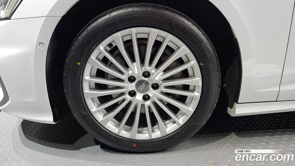 Audi A6 (C8) 45 TFSI Quattro Premium (03.2020)