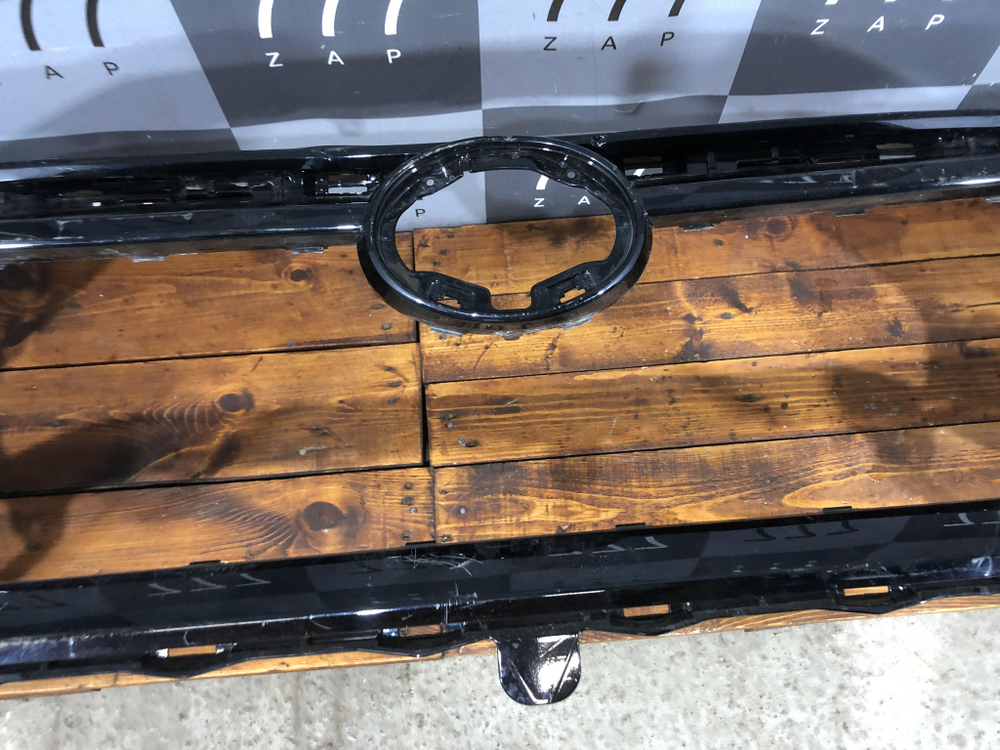 Бампер передний Toyota RAV4 V (XA50) 18-нв Б/У Оригинал 521190R280