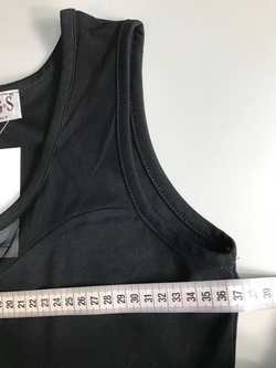 Платье обтягивающего кроя, визуально на 40/42 размер