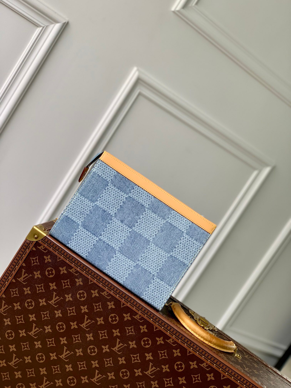 Louis Vuitton Pochette Voyage MM
