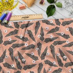 Ткань габардин серый лотос и орхидеи на коралловом фоне