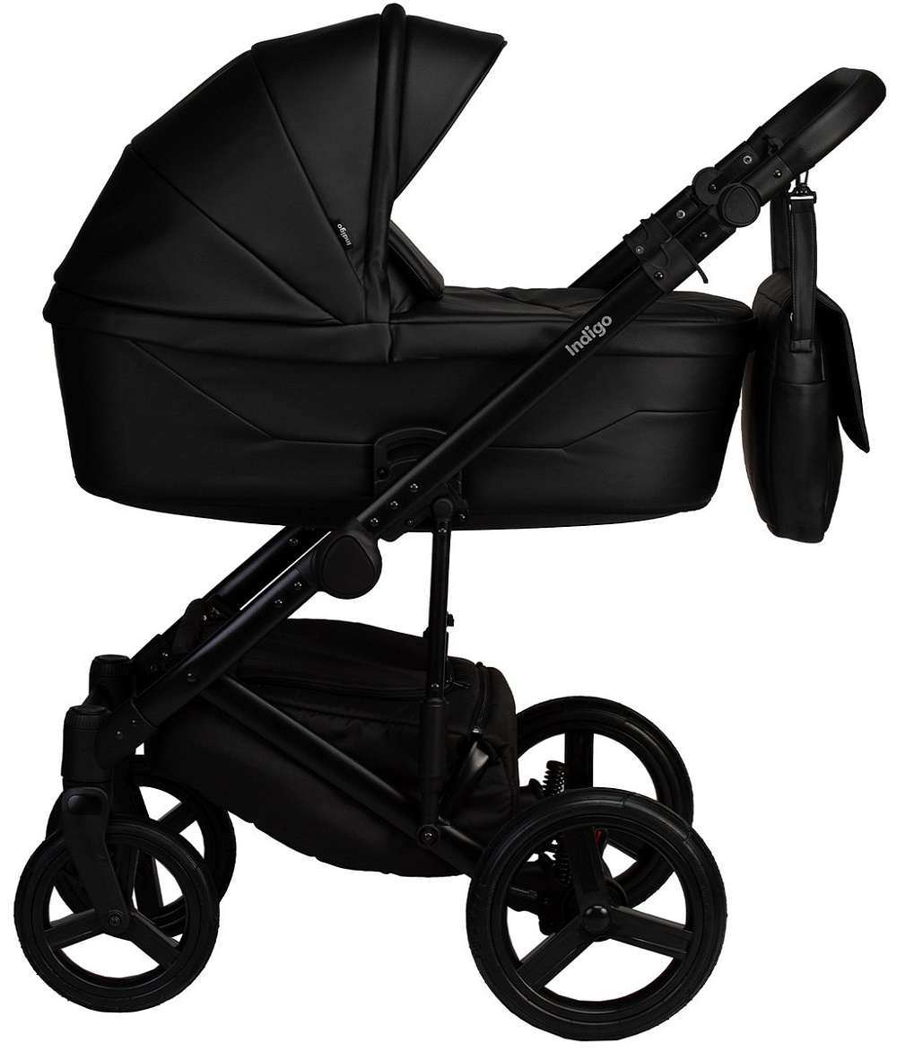 Детская коляска Indigo Lamar 2 в 1 La08 черная кожа