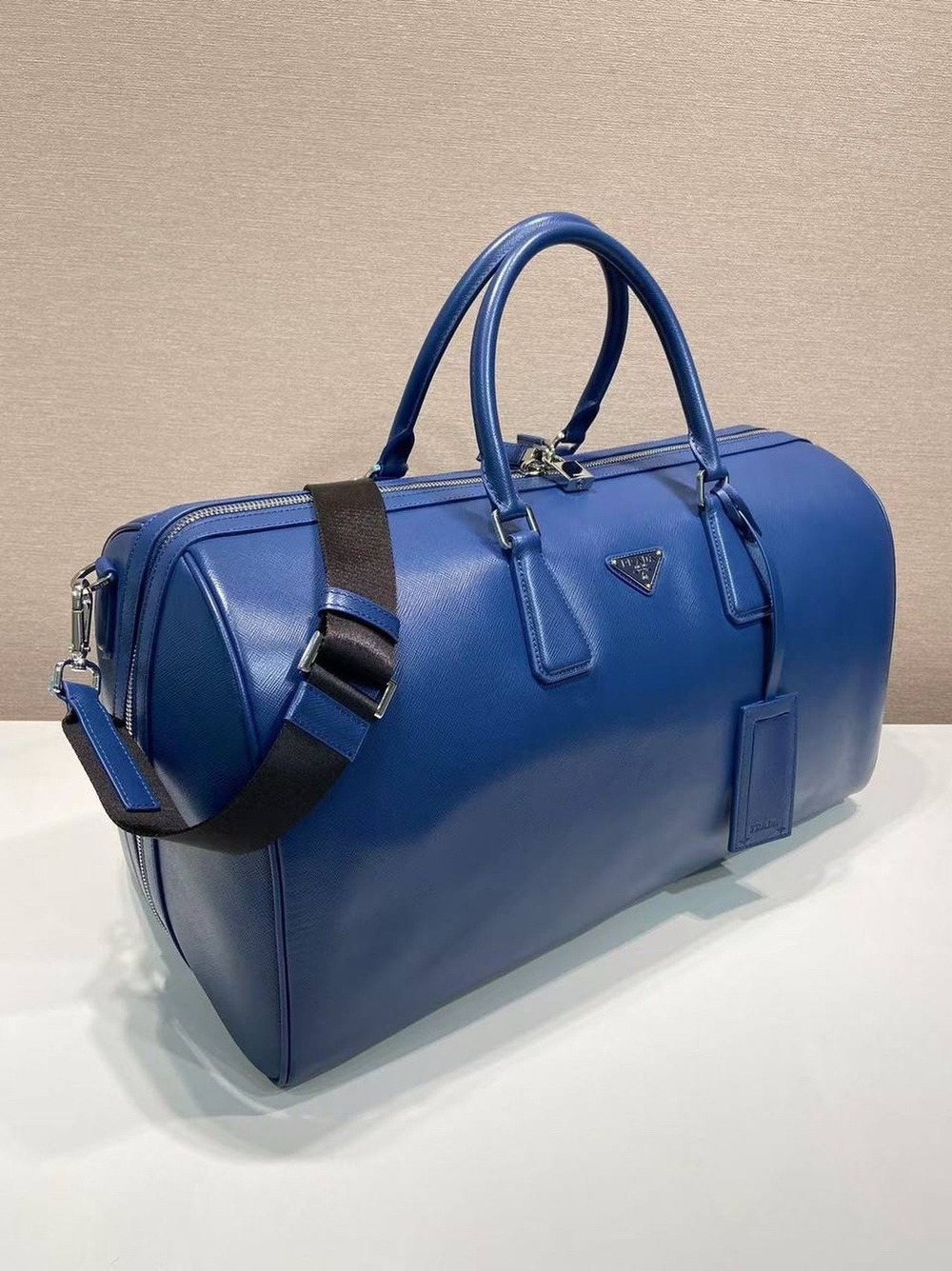 Дорожная сумка Prada