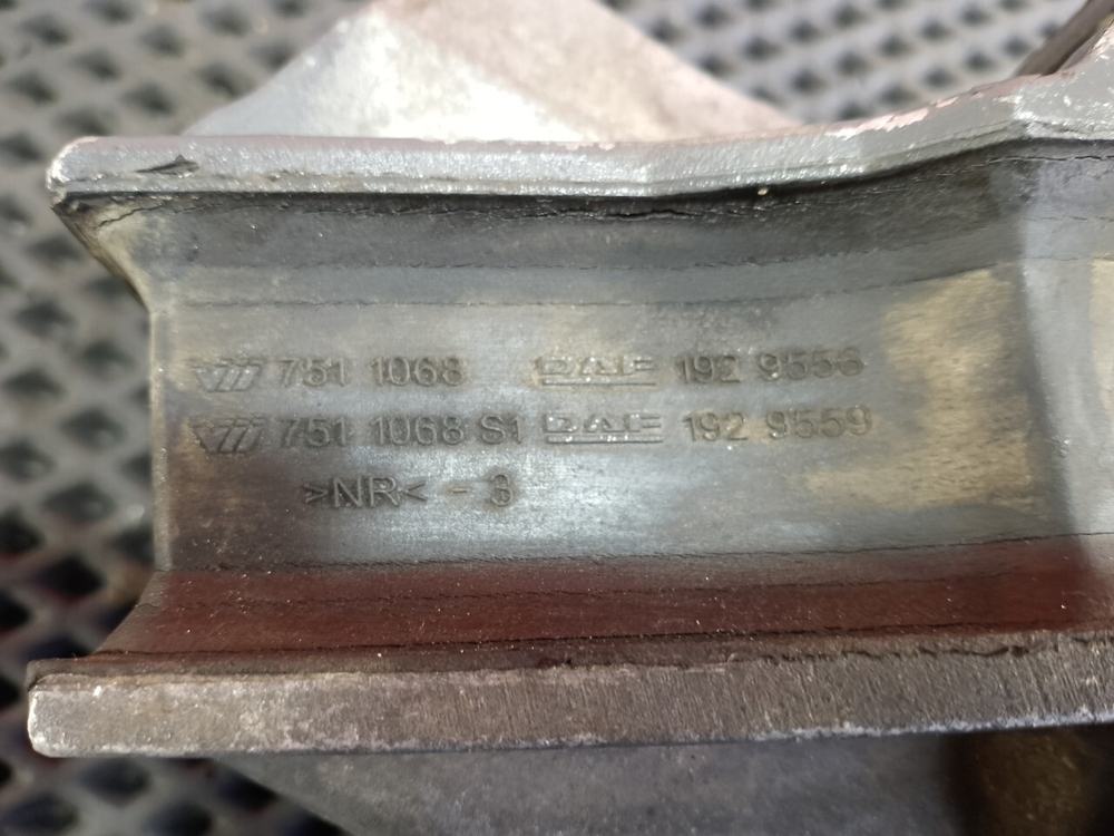 Подушка двигателя передняя 2019г.