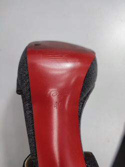 Босоножки Tofa на высоком каблуке 40 размер