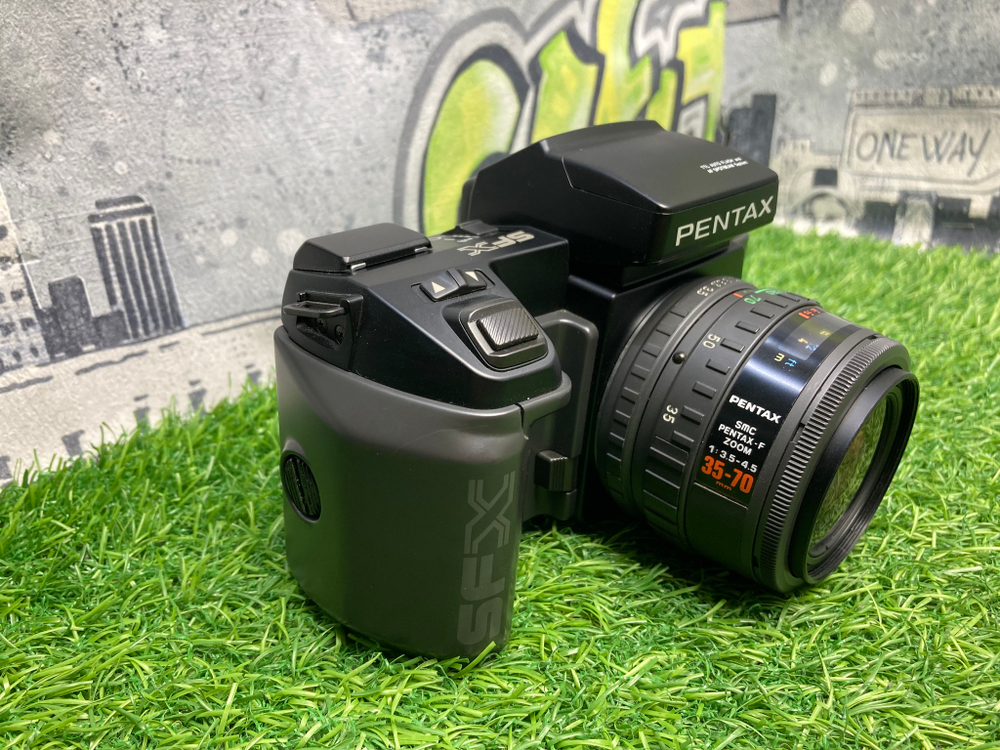 Pentax SFX  kit SMC Pentax-F Zoom 35-70mm 3.5-4.5