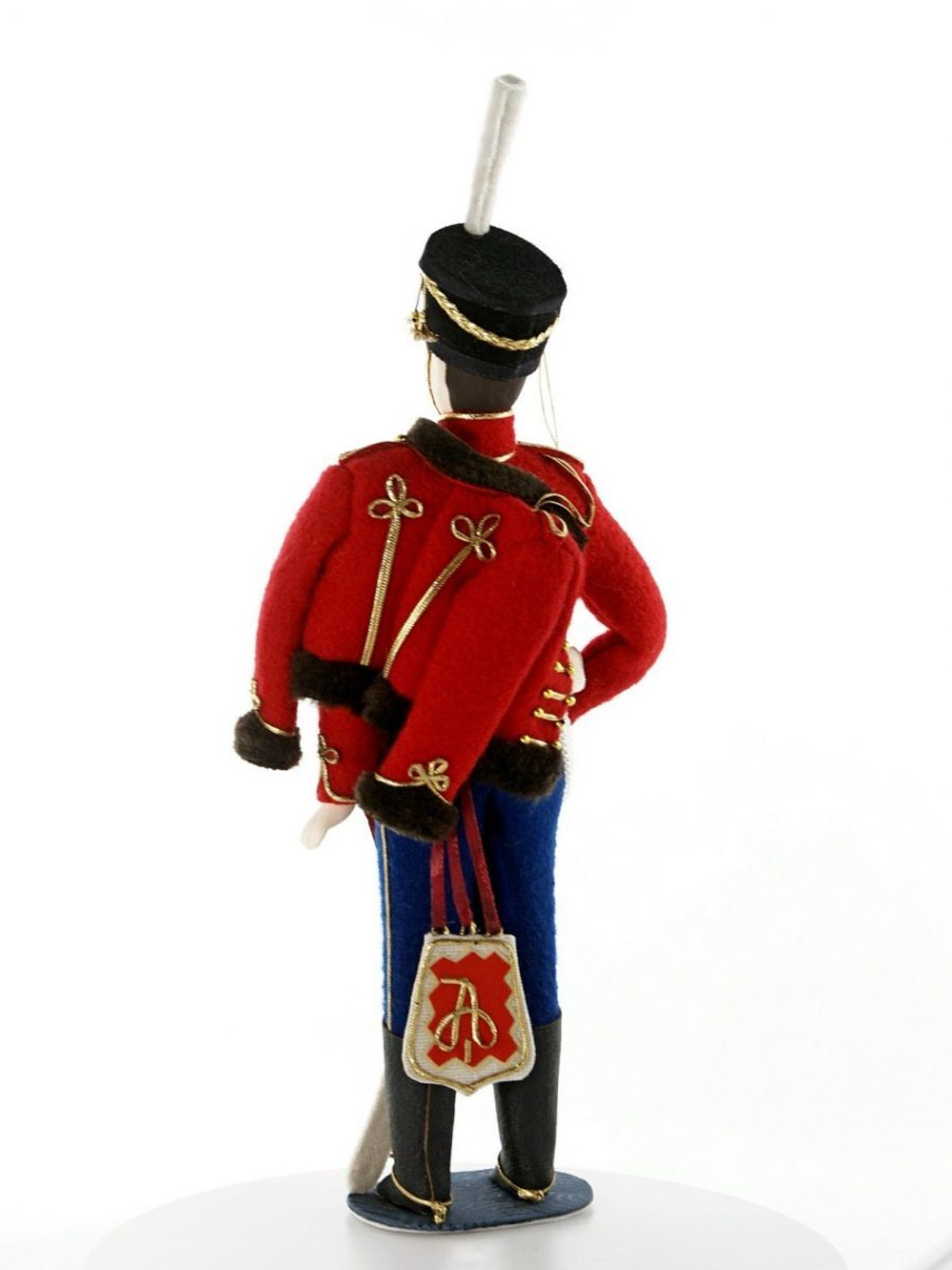 Кукла фарфоровая Гусар в мундире лейб-гвардии гусарского полка 1812 г. Россия