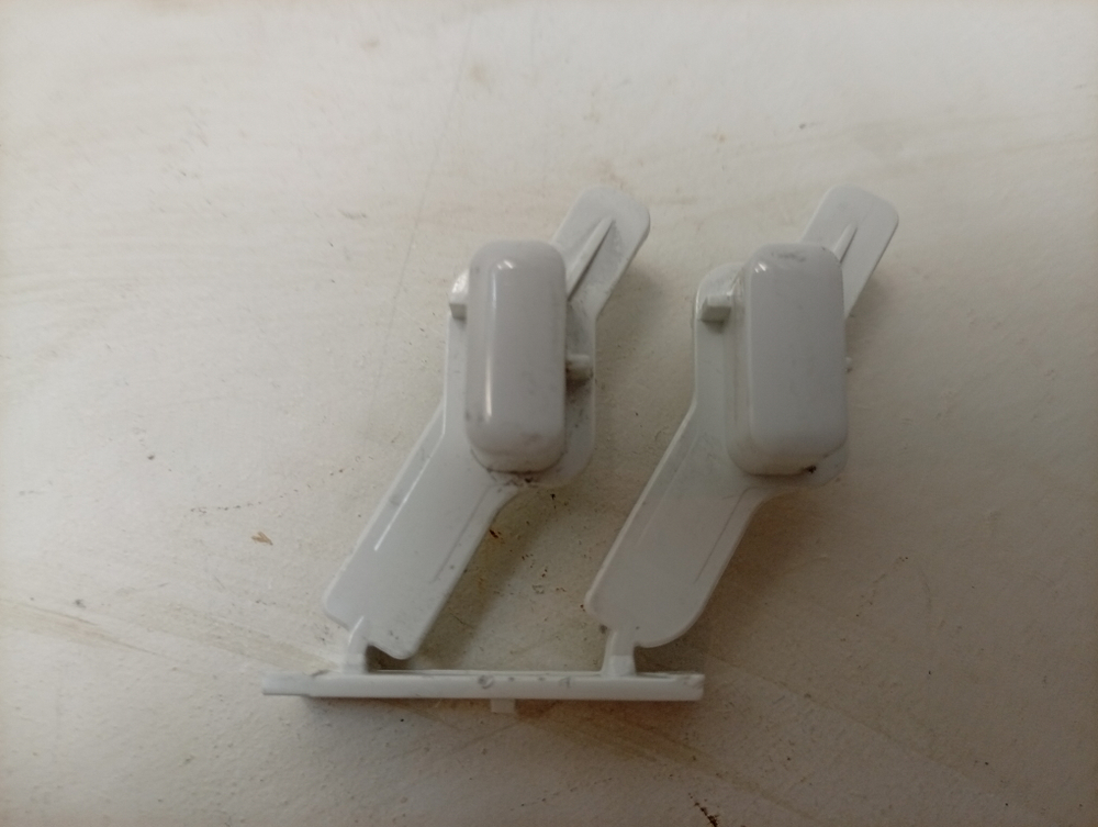 AWS71212 кт20 Клавиша в сборе для стиральных машин Whirlpool 481071425341 б/у