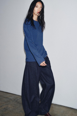 ZARA ФУТБОЛКА В ПОЛОСКУ С ДЛИННЫМИ РУКАВАМИ, КОРИЧНЕВО-СИНИЙ