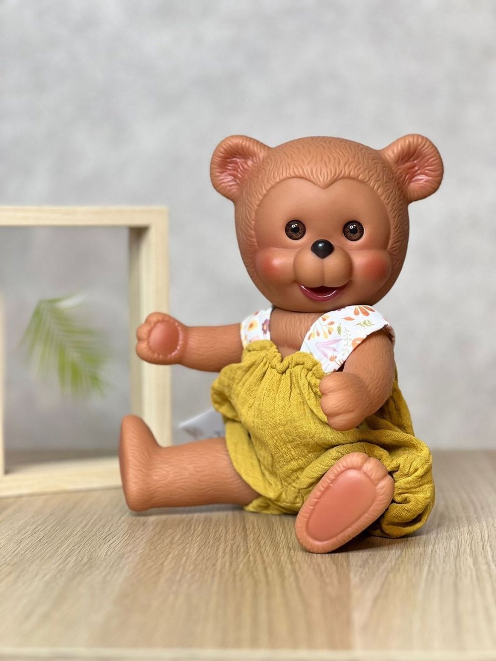 Кукла Nines виниловая 27см Poppy (2720)