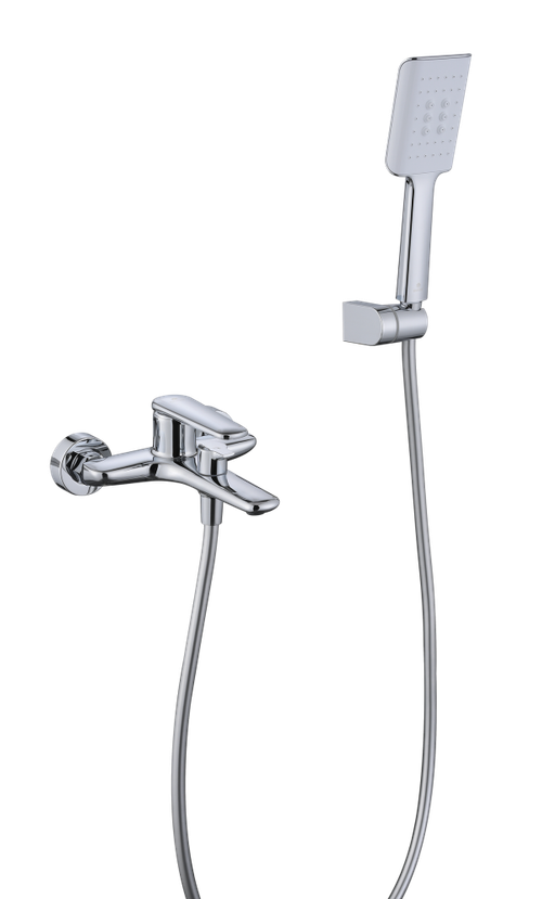 02131 Смеситель од. для ванны кор. (ХРОМ)  GANZER  (8/1шт)