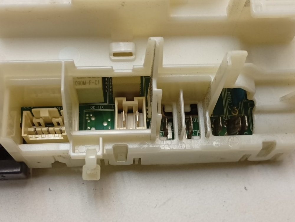 WLL2416EOE/01 кт73 Модуль управления двигателем для стиральной машины Bosch 9001356142 б/у