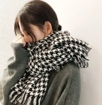 Палантин - шарф «ZIMA», гусиная лапка, цвет белый/черный, 180*70см (200/215гр)