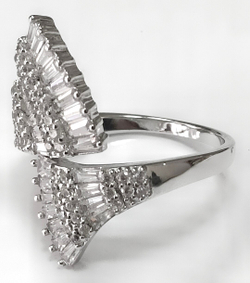 Ювелирное кольцо от бренда Эстерелла,серебро