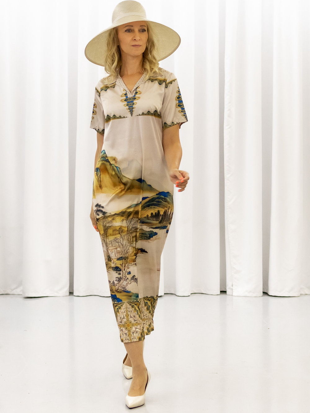Платье-рубашка "Вода и Горы" по мотивам пейзажа Гун Сианя