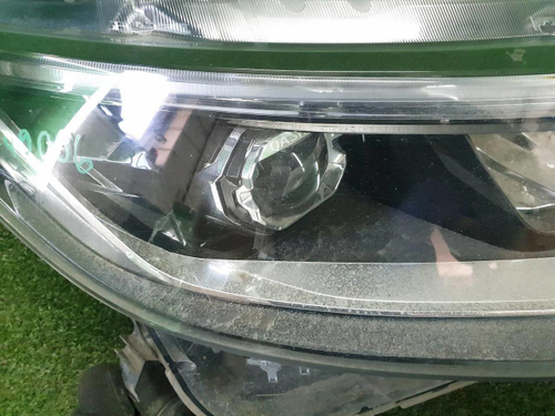 Битая Фара правая Nissan Qashqai 2 j11 (2017-2023) LED