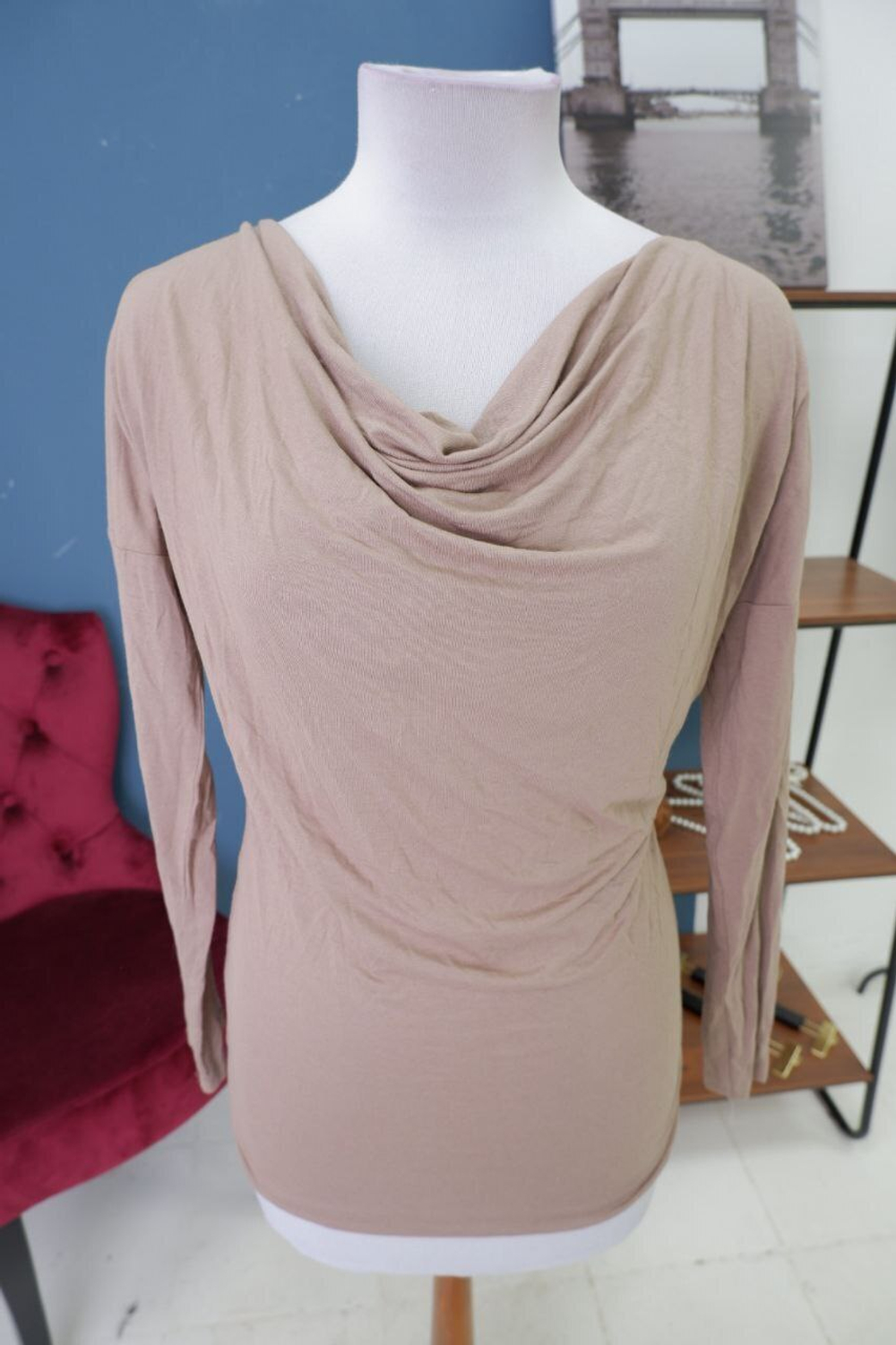 Джемпер Basic tee shirt повседневный 46 размер