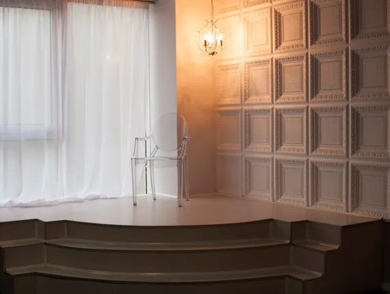 Стул с подлокотниками Igloo прозрачный