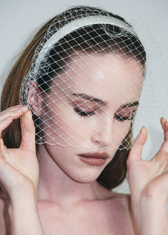 Вуаль классическая молочно-серая