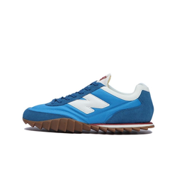 alt="New Balance RC30 Azure White Gum голубые кроссовки с белым логотипом N и резиновой подошвой вид сбоку"