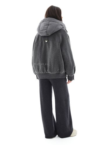 Темно-серая куртка с вязаными вставками