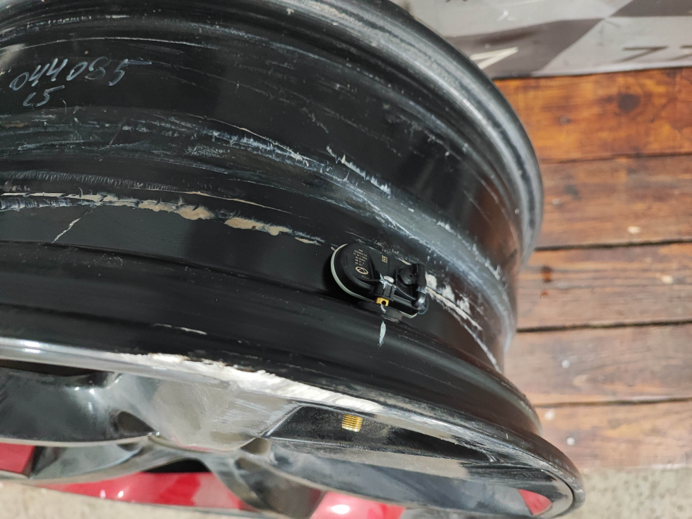 Диск колесный литой R18 Omoda C5 22-нв Б/У Оригинал 203000450AA