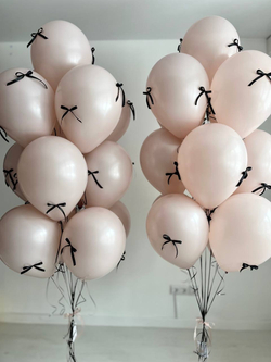 Воздушные шары нежные пудровые с бантиками №2648