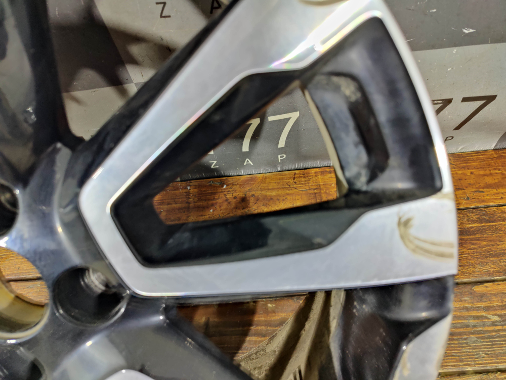 Диск колесный литой R17 LADA Vesta 15-нв Б/У Оригинал 8450033998