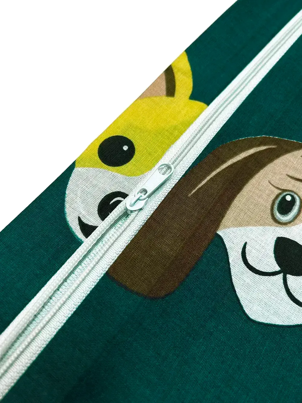 Наволочка комплект 2шт перкаль Сказка "Dogs " 30х30 см на молнии