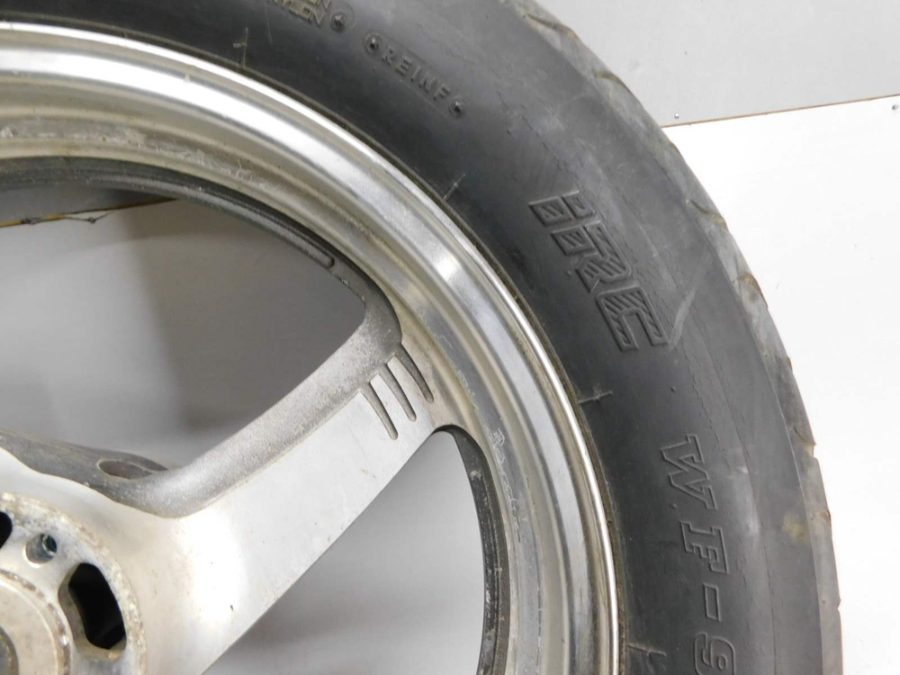 колесо переднее Suzuki Desperado 400 VK52A