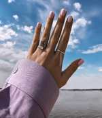 Кольцо узкое с кистью