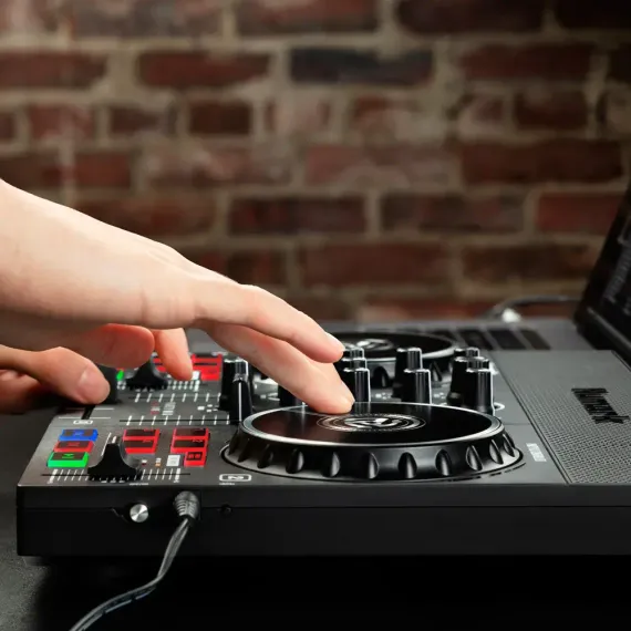 Numark Partymix Live